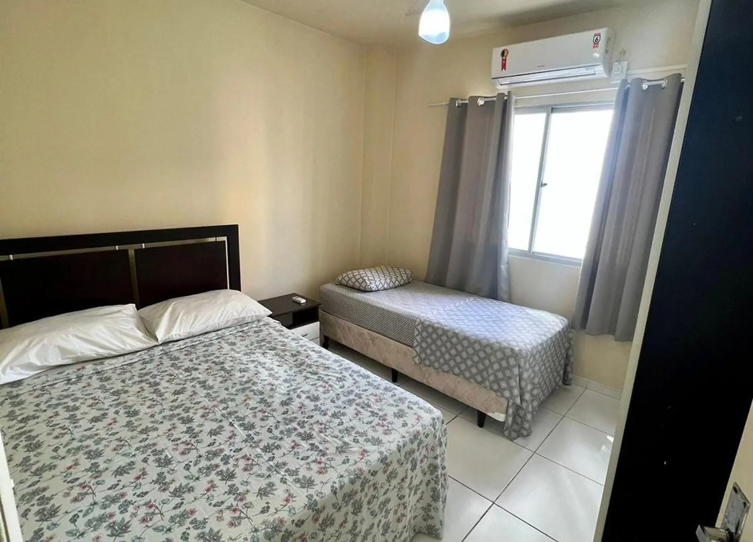 Apartamento Apto Almeida E Moraes 2 Dormitorios Perto Da Praia Bc Balneário Camboriú